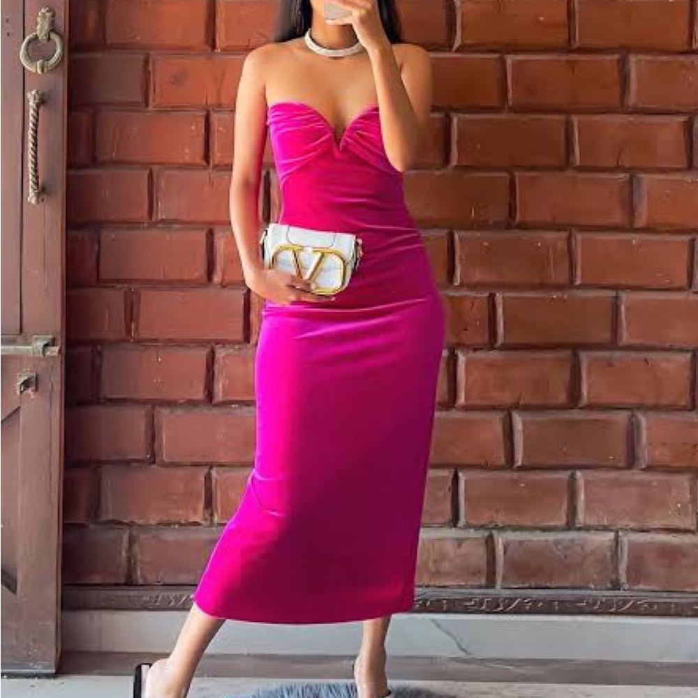 Zara Pink velvet dress - Picture 2 of 4
